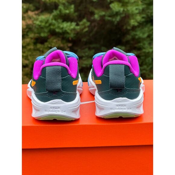 NEW Nike Little Kid Unisex Star Runner 4 NN Casual Sneaker - Size Youth 11C - Picture 5 of 8